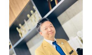 店長代理　荻野 宏也
